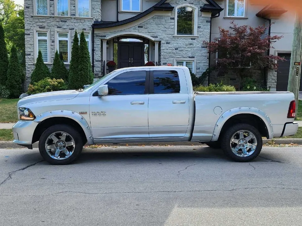 Dodge Ram 1500 2013 photo 2