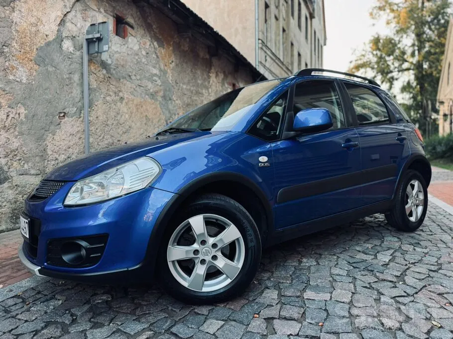 Suzuki Sx4 2011 photo 4