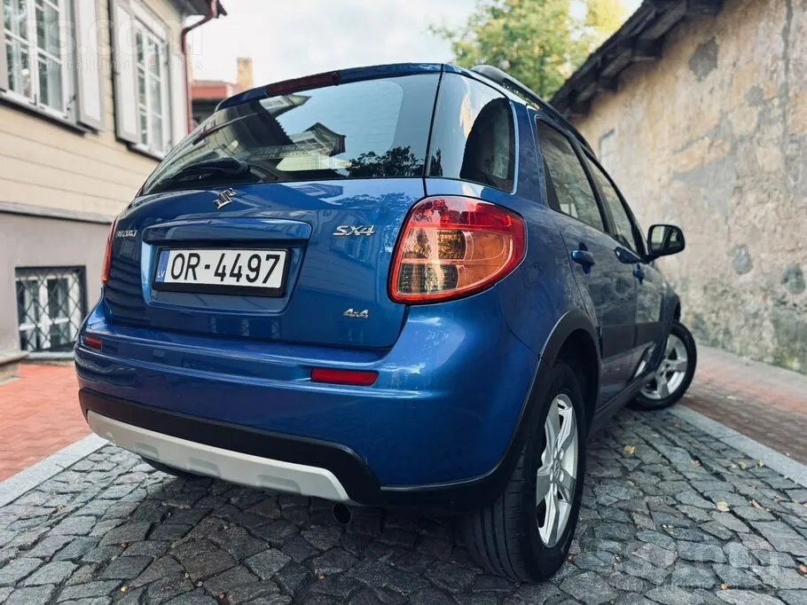 Suzuki Sx4 2011 photo 5