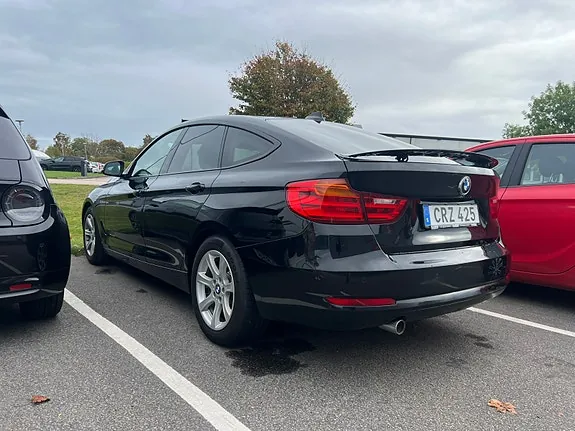 BMW 318D 2015 photo 4