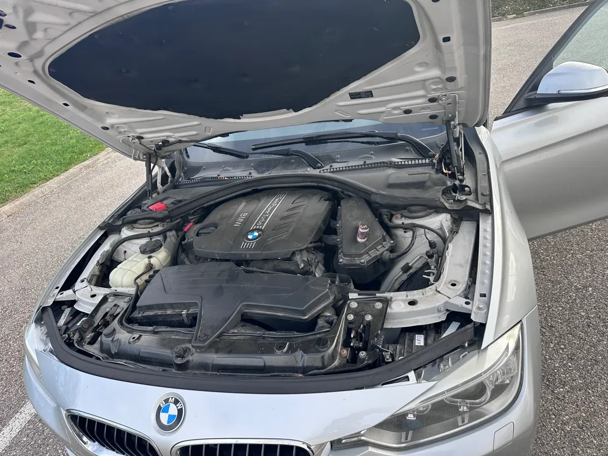 BMW 3 Series 2014 photo 2