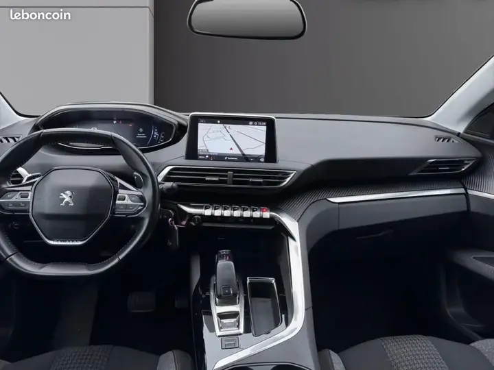 Peugeot 5008 2020 photo 2