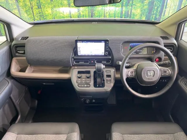 Honda Freede Air Ex 2026 photo 2