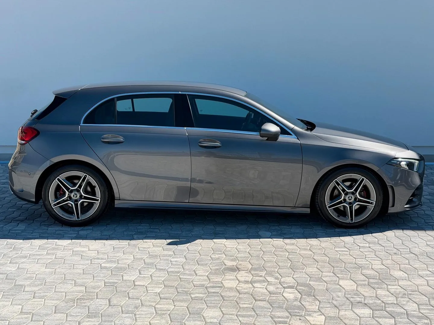 Mercedes-Benz A-Class 2019 photo 4
