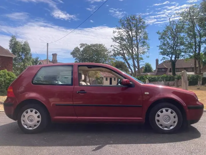 Volkswagen Golf 2000 photo 5