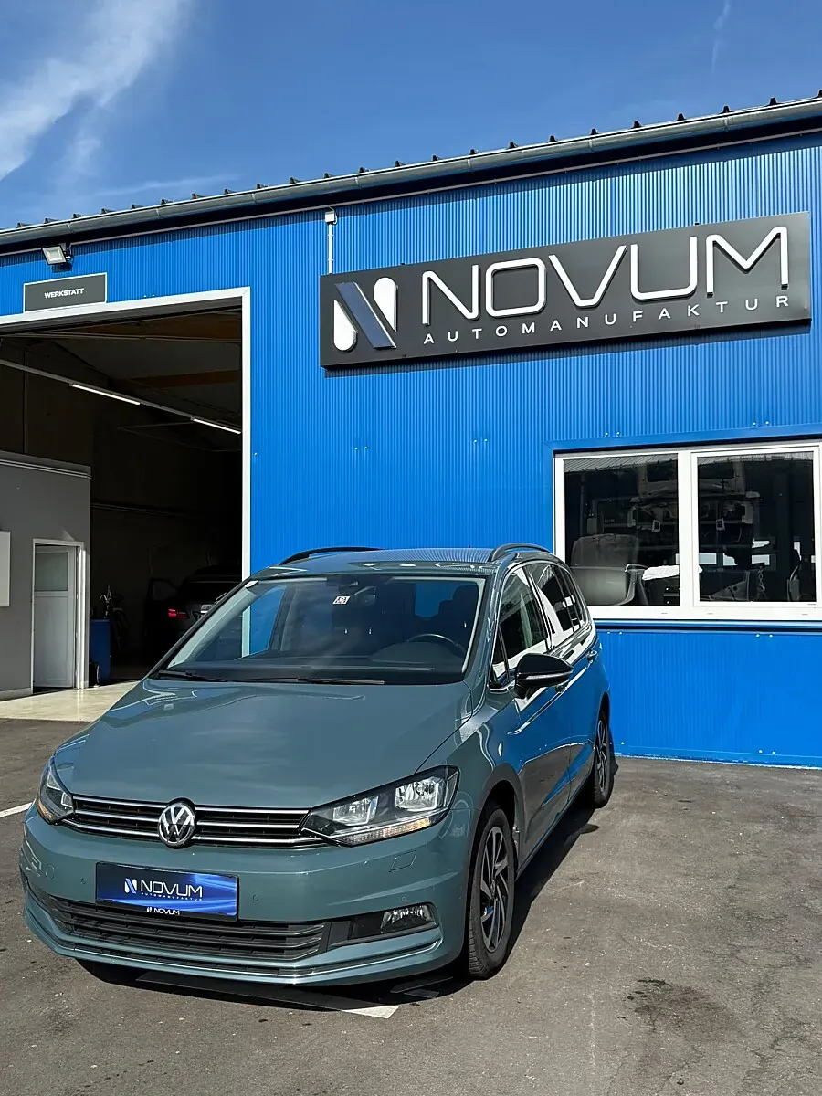 Volkswagen Touran 2019 photo 2