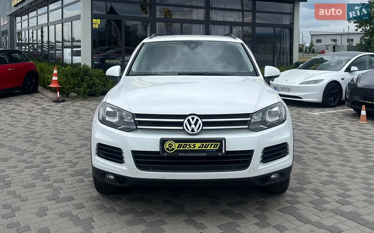 Volkswagen Touareg 2013 photo 2