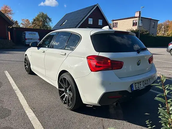 BMW 118D 2017 photo 3