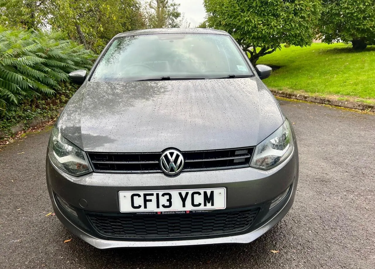 Volkswagen Polo 2013 photo 2