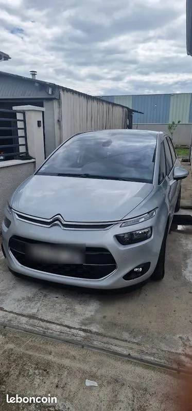 Citroen C4 Picasso 2015 photo 2