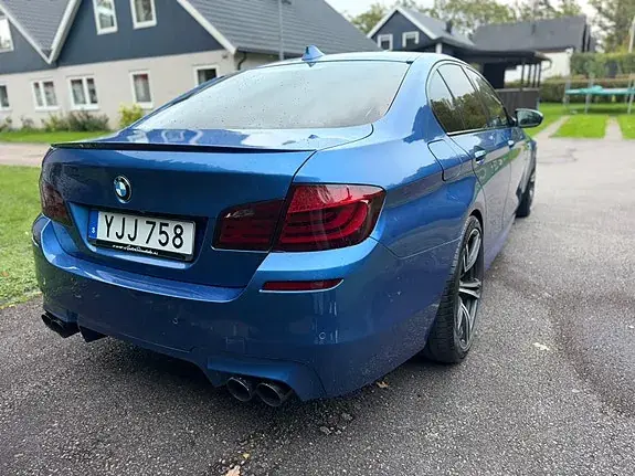 BMW M5 2012 photo 5