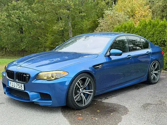 BMW M5 2012 photo 3