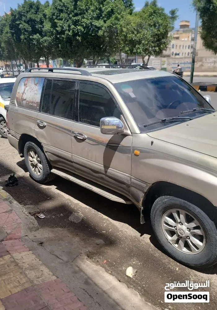 Toyota Land Cruiser 2003 photo 3