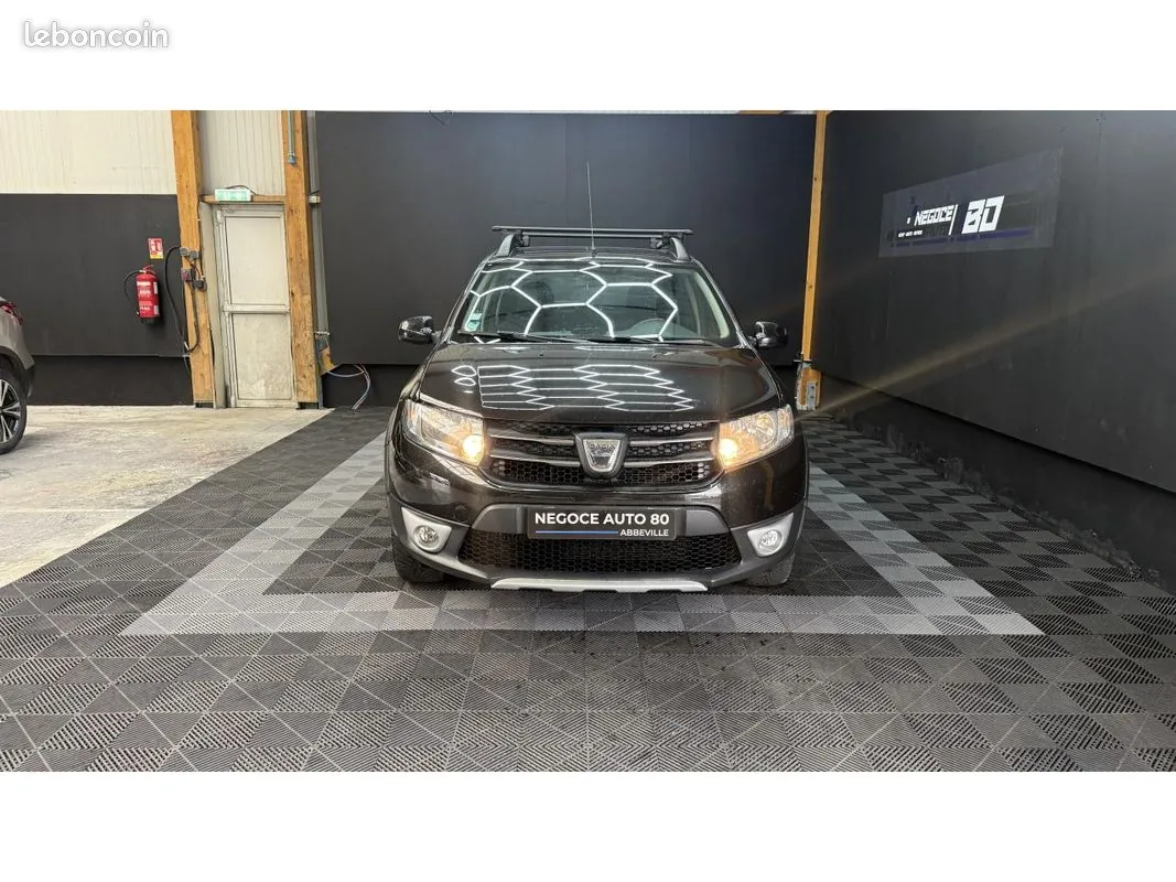 Dacia Sandero 2016 photo 2