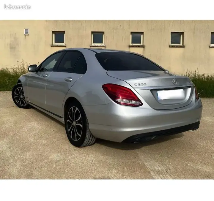 Mercedes-Benz C-Class 2015 photo 2