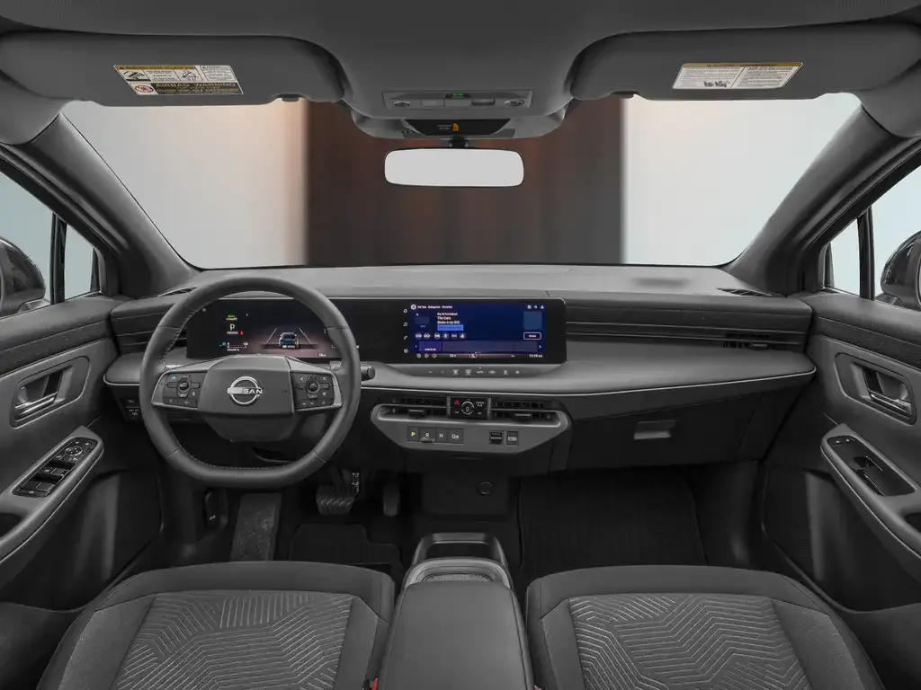 Nissan Leaf 2026 photo 4