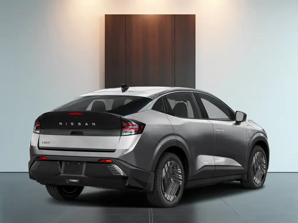 Nissan Leaf 2026 photo 3
