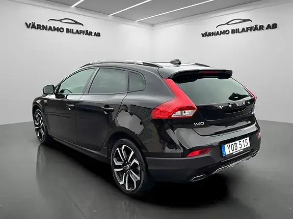 Volvo V40 Cross Country 2018 photo 3