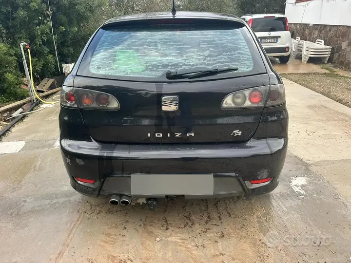 Seat Ibiza 2007 photo 2