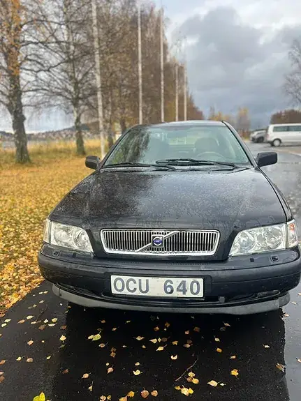 Volvo S40 2000 photo 2