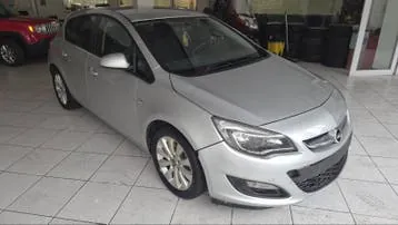 Opel Astra photo 2