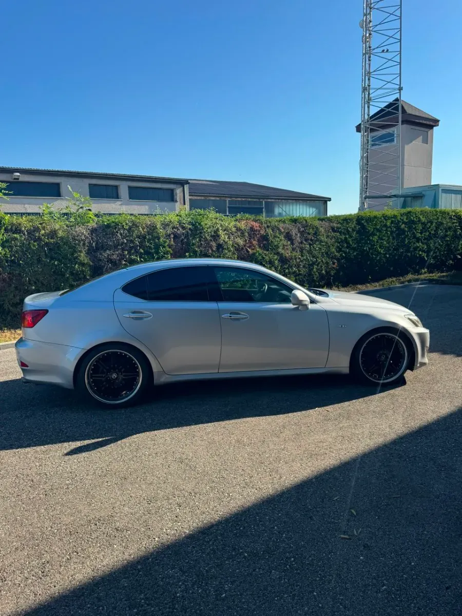 Lexus Is 2006 photo 3