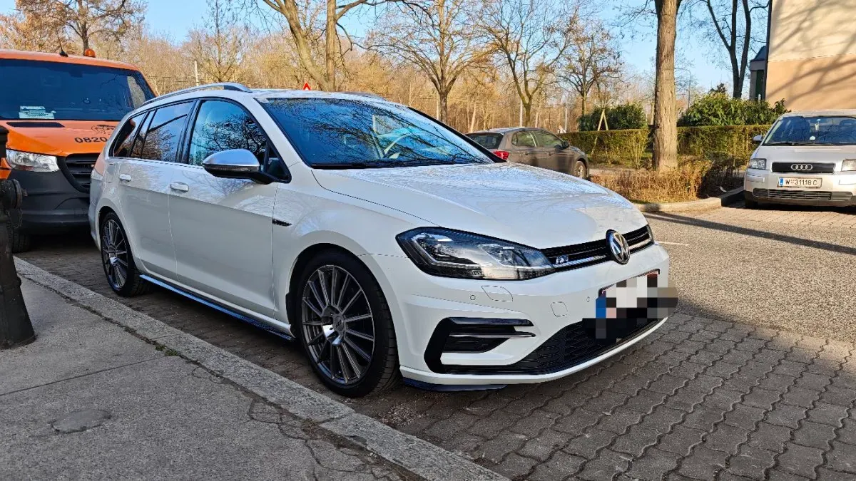Volkswagen Golf 2017 photo 2