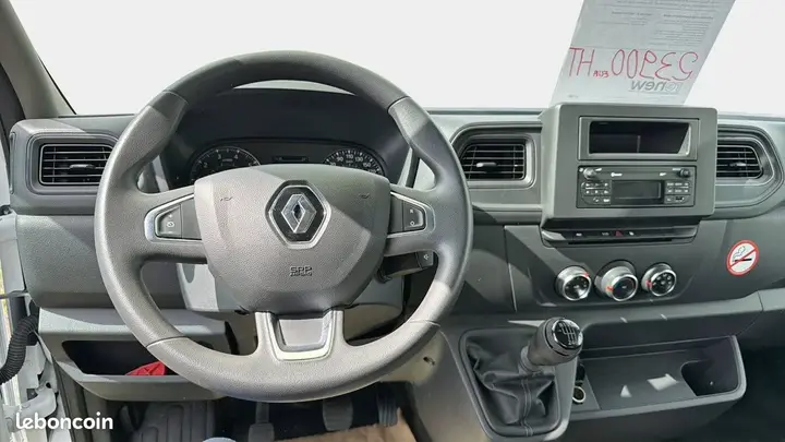 Renault Master 2024 photo 3
