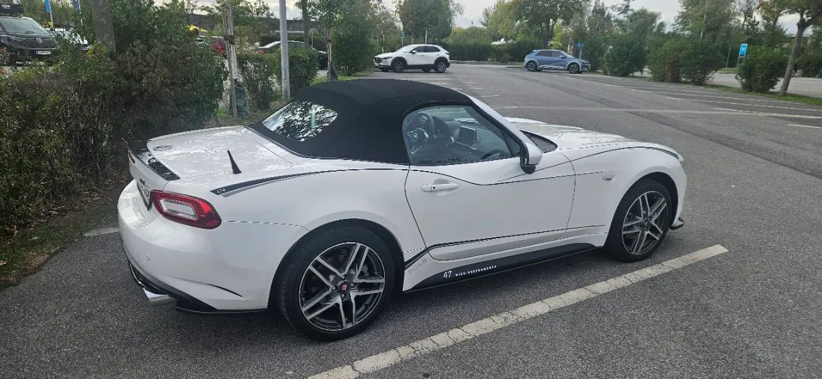 Fiat 124 Spider