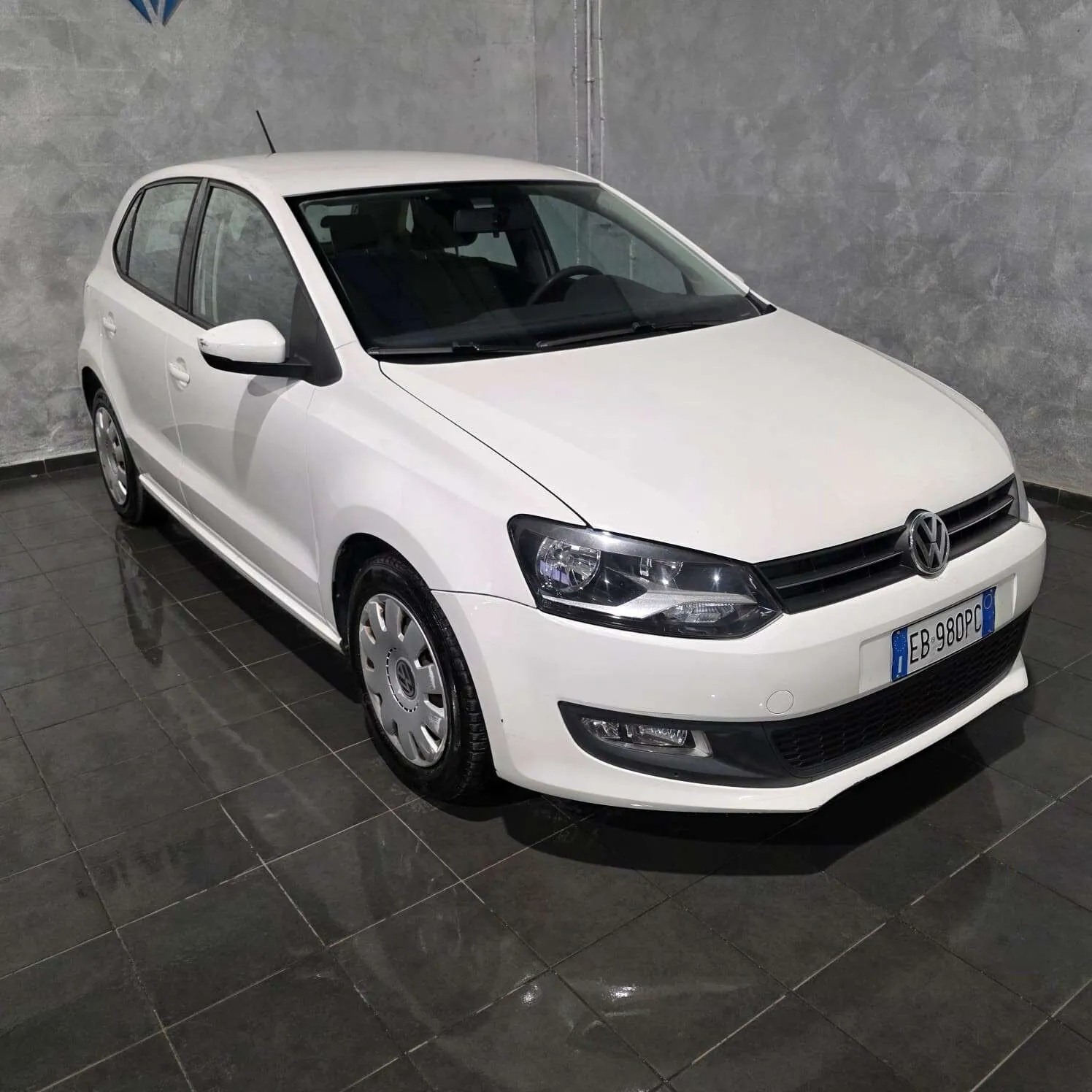 Volkswagen Polo 2010 photo 4
