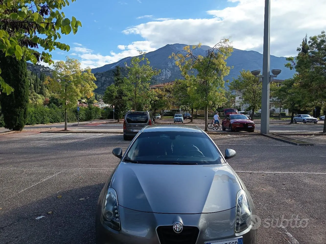 Alfa Romeo Giulietta 2015 photo 2