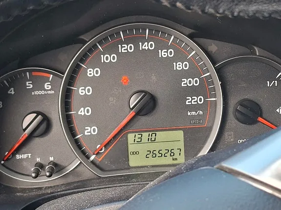 Toyota Yaris 2012 photo 3
