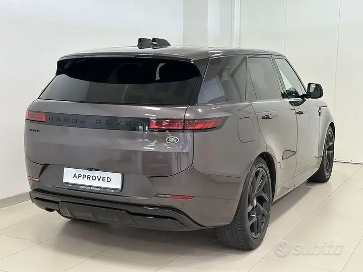 Land Rover Range Rover Sport 2023 photo 2