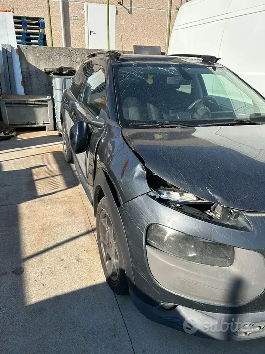 Citroen C4 Cactus 2015 photo 3
