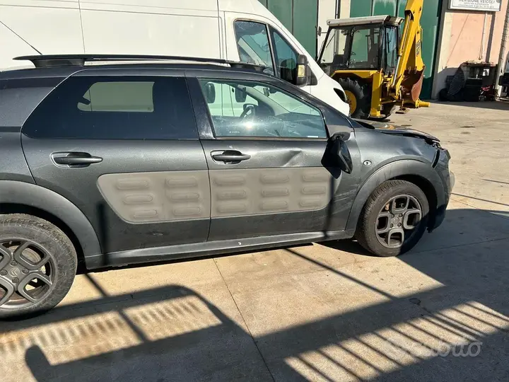 Citroen C4 Cactus 2015 photo 4
