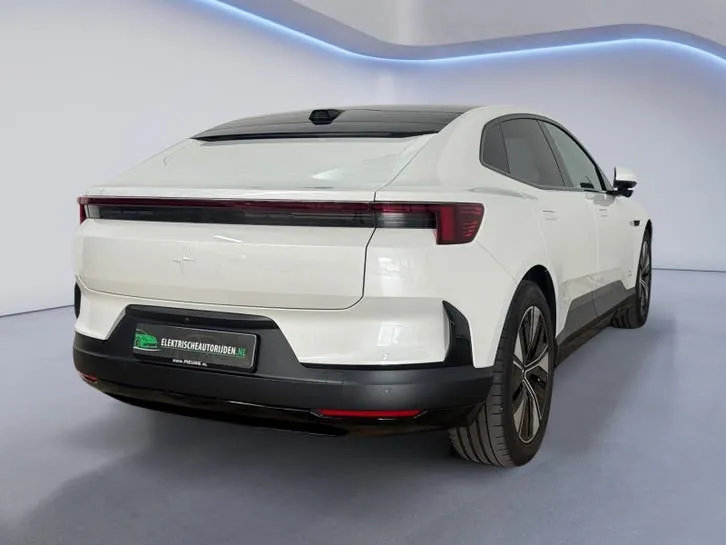 Polestar Polestar 4 2024 photo 2