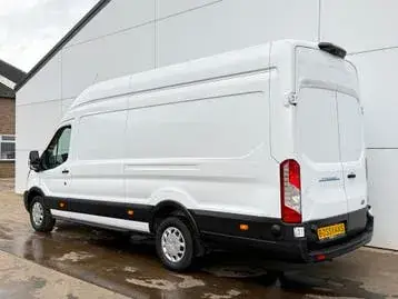Ford E-Transit 2023 photo 2