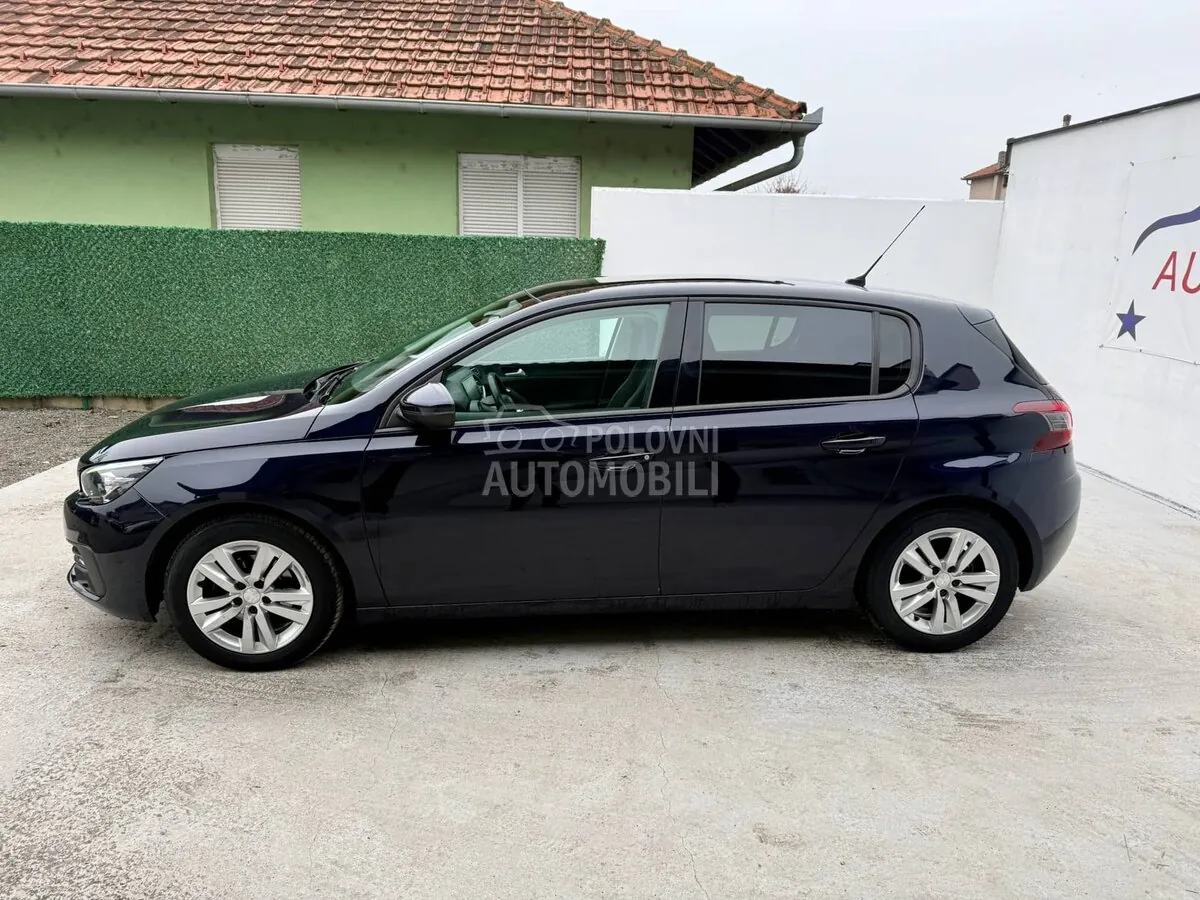 Peugeot 308 2019 photo 3