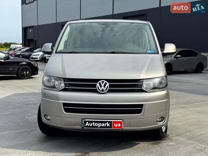 Volkswagen Multivan 2012 photo 4