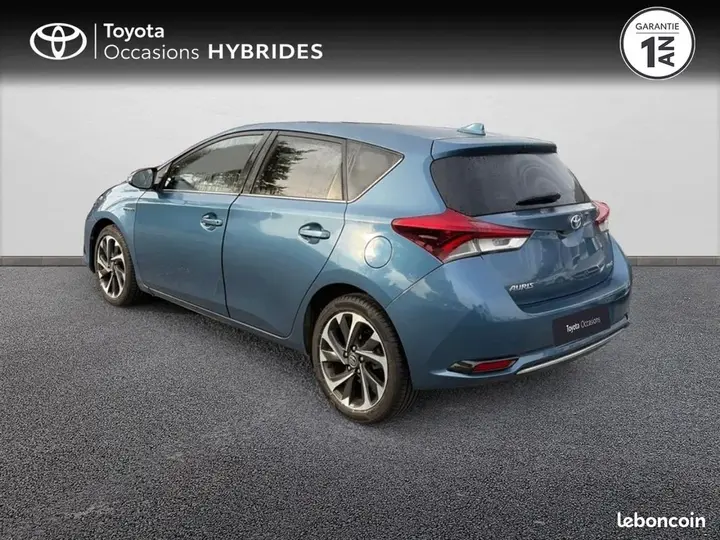 Toyota Auris 2018 photo 2