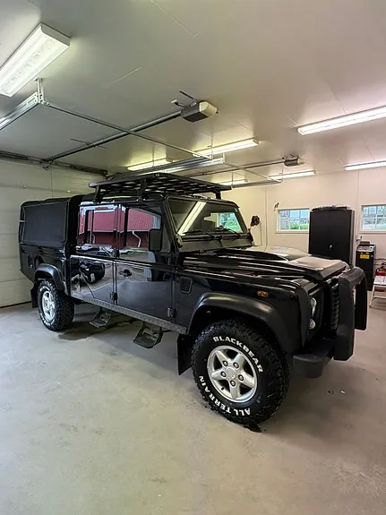 Land Rover Defender 130