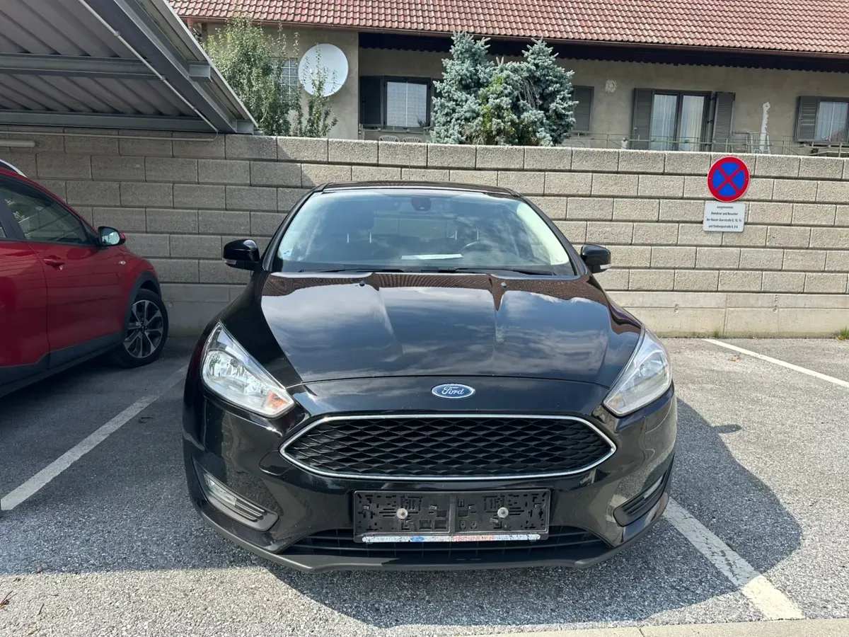 Ford Focus 2016 photo 2