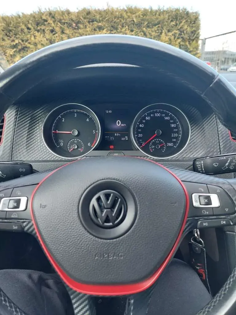 Volkswagen Golf 2014 photo 2