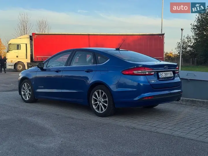 Ford Fusion 2017 photo 5
