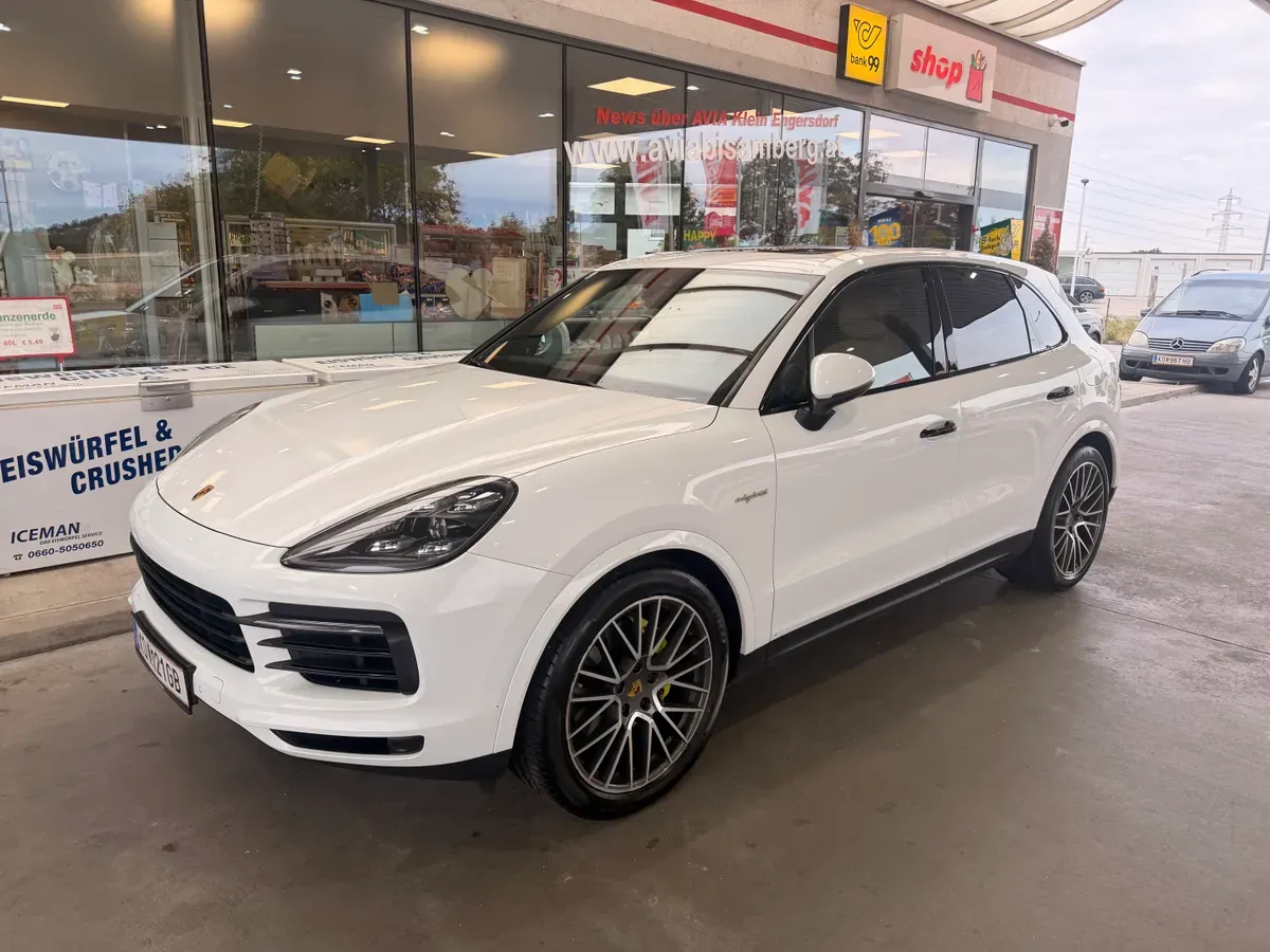Porsche Cayenne 2019 photo 2