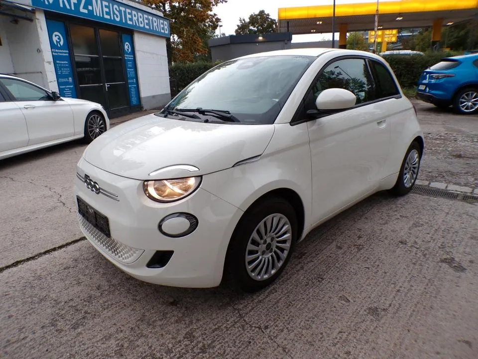Fiat 500E