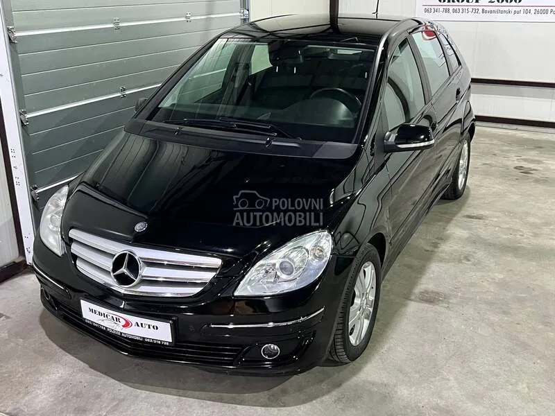 Mercedes-Benz B 180 2010 photo 3