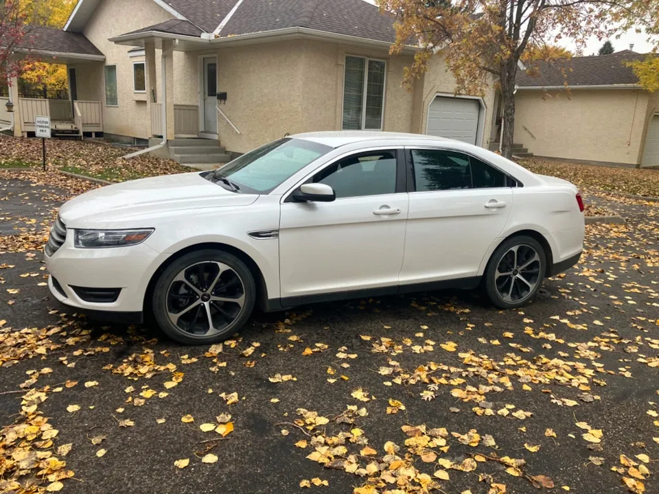 Ford Taurus