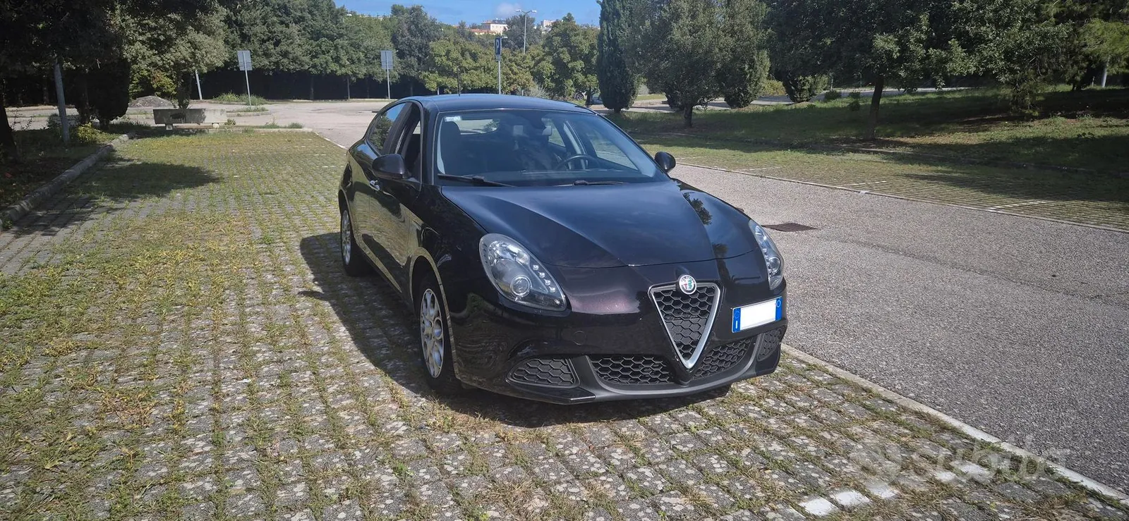 Alfa Romeo Giulietta 2017 photo 2