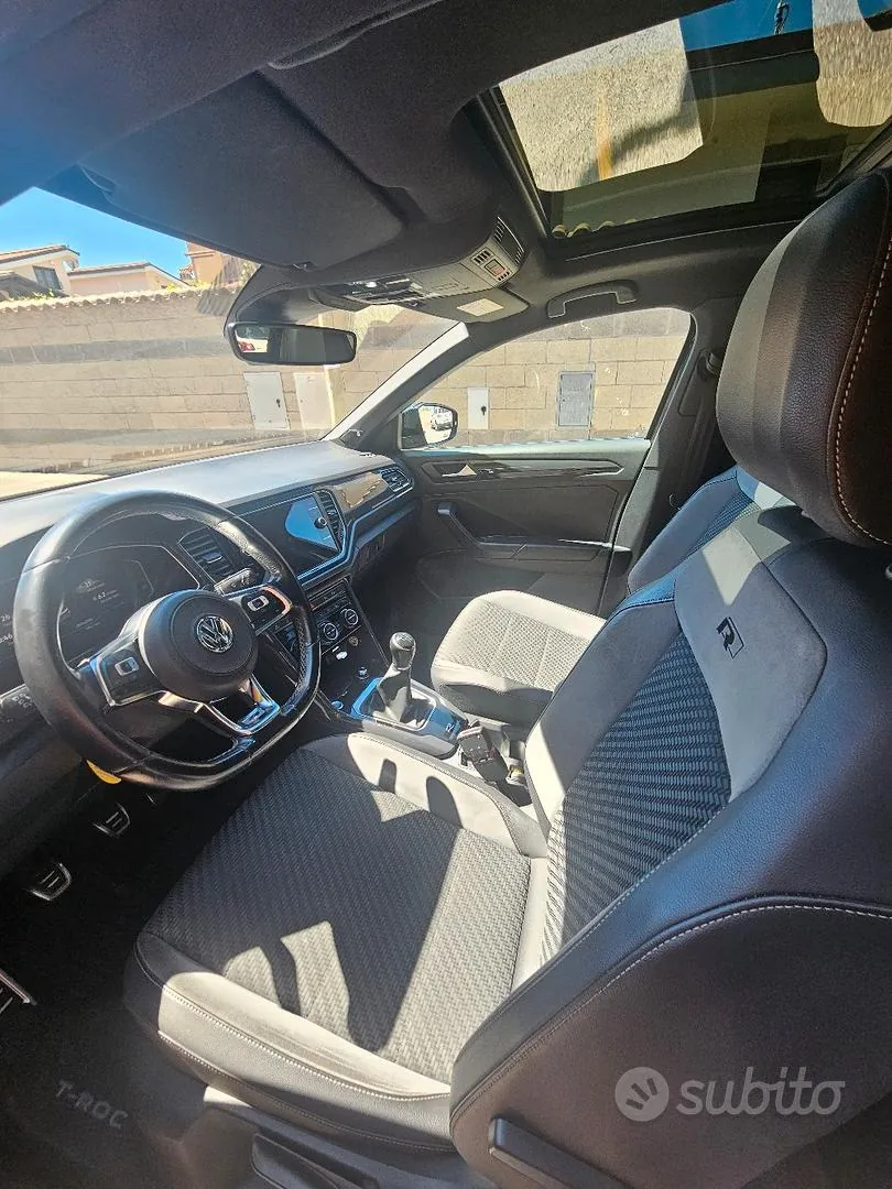 Volkswagen T-Roc 2021 photo 3